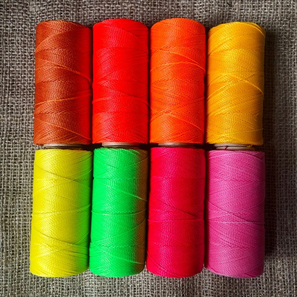 Linhasita neon orange, gelb, grün und pink gewachste Polyesterschnur 1mm dick, 25 m lang für Makramee