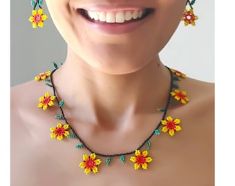 Huichol Beaded Jewelry Set, Mexican Flower Necklace and Earrings