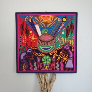 Huichol Frame Art, Huichol decoration, Yarn painting, Handmade art, Wixarika, Huichol culture, Mexican art, Mexican decor, 15.75 x 15.75