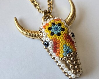 Collier tête de mort en perles fait main, Wixarika Bijoux Art folklorique