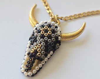 Collier tête de mort en perles fait main, Wixarika Bijoux Art folklorique
