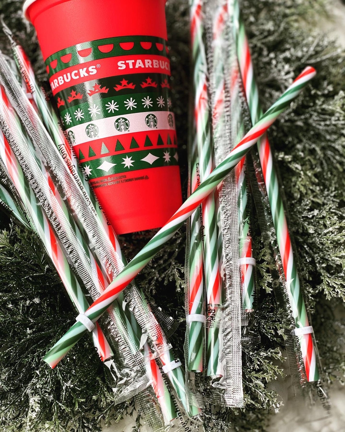 starbucks christmas straw