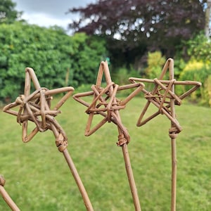 Willow wand, Set of 5 willow wands, Fairy wand, Party favours, Plastic free wand