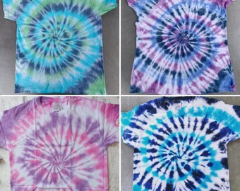 T-shirt tie-dye pour enfants, t-shirt tie-dye, t-shirt en spirale tie-dye, tee-shirt tie-dye, t-shirts pour enfants, t-shirts en spirale pour enfants