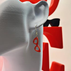 Glasses Cat Eye | Earrings || Medically-Inspired Gifts for Ophthalmology/Optometry/Optician/ Eyecare Specialists