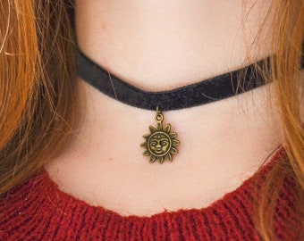 Mathilda Choker - Etsy