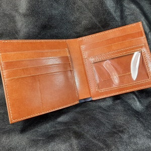 Billetera de cuero plegable con ventana para identificación / Billetera de cuero hecha a mano / Billetera plegable para hombre / Billetera de cuero personalizada / Cuero curtido vegetal