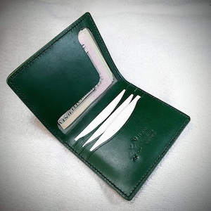 Porte-cartes en cuir minimaliste / Portefeuille vertical à deux volets / Portefeuille minimaliste / Portefeuille en cuir fin pour homme / Cuir tanné végétal