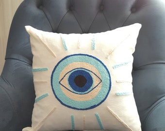 Housse d’oreiller Evil Eyes, cadeau de pendaison de crémaillère, taie d’oreiller de coussin, boho brodé par punch, canapé-lit jeté, taie d’oreiller décorative de ferme