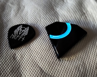 Friðþjófr - Black Pearl Kirinite guitar pick with glow inlay - 3mm - see description