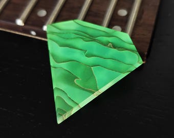 Glow Friðþjófr – Raffir Noble SFX Uranium Black Brass Gitarrenplektrum – 2–2,5 mm