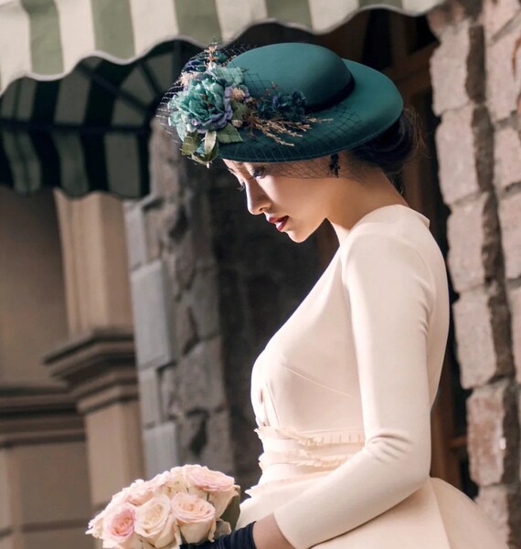 Flower Bride Hat Exaggeration 