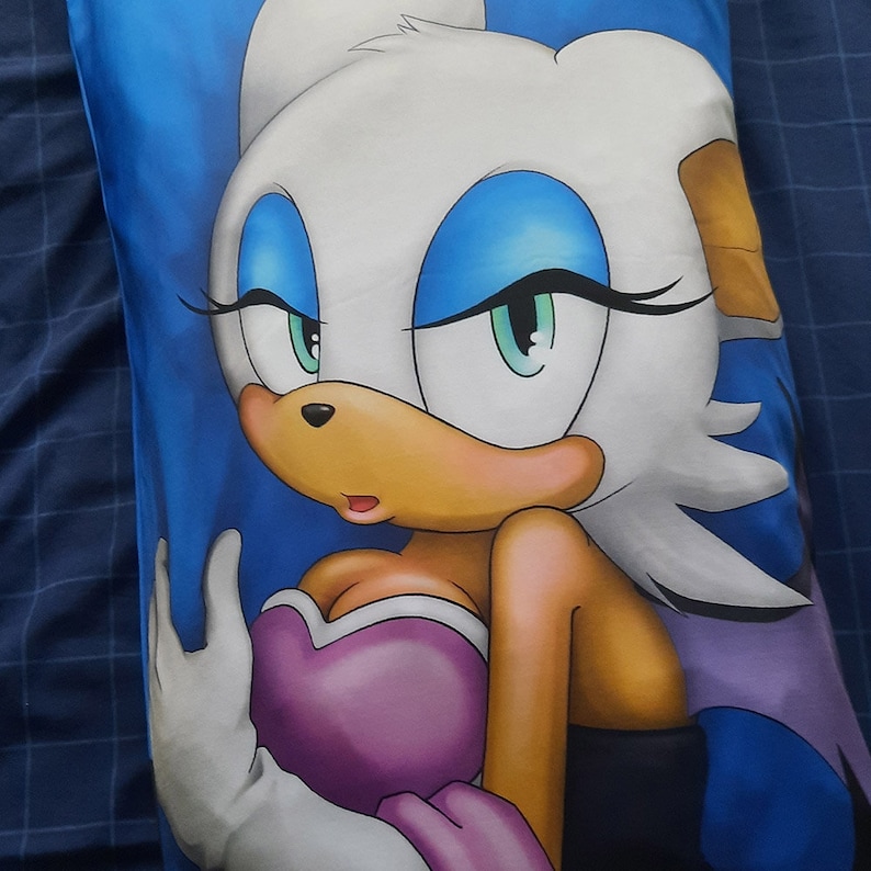 Rouge the Bat Dakimakura Body Pillowcase