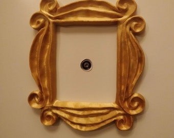 Friends Inspired Peephole Frame - Bring Monica's Iconic Style to your home!