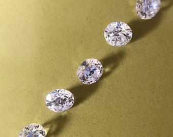 Natural Diamond Round Brilliant Cut - Five Diamonds 1.5 mm