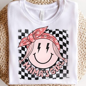 Mama&#39;s Girl Smiley Face PNG: Retro Groovy Design (Digital Download)