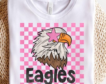 Conception numérique PNG de mascotte d'aigle, png de football d'aigles, png de mascotte d'école preppy, png d'esprit d'équipe de damier, conception de sublimation de tshirt