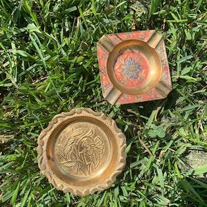 2 vintage small brass ashtrays