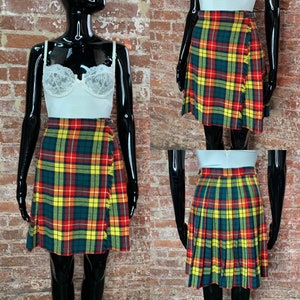 Vintage Laird Porch of Scotland Pleated Tartan Wrap Skirt in Size 7/8