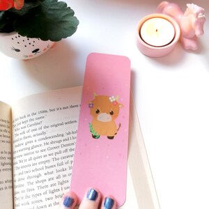 Highland cow bookmark, Scotland bookmark, highland gifts for mom, Scotland gifts, cute pink bookmarks for girls, gift for reader