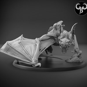 PreBator Giant Vampire | 50, 60, 80, 100, 130mm base sizes | Premium 3D Printed Fantasy Tabletop Miniature for Gaming |