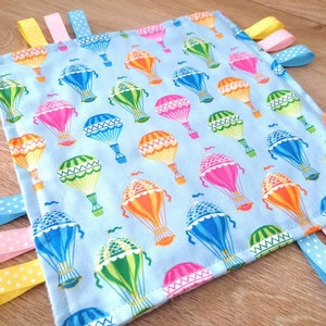 Taggy blanket for baby, hot air balloon nursery, taggie, ribbon blanket, baby comforter, taggy comforter, baby shower gift, new baby gift
