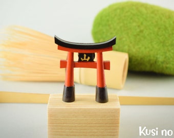 Japanische Torii-Pins