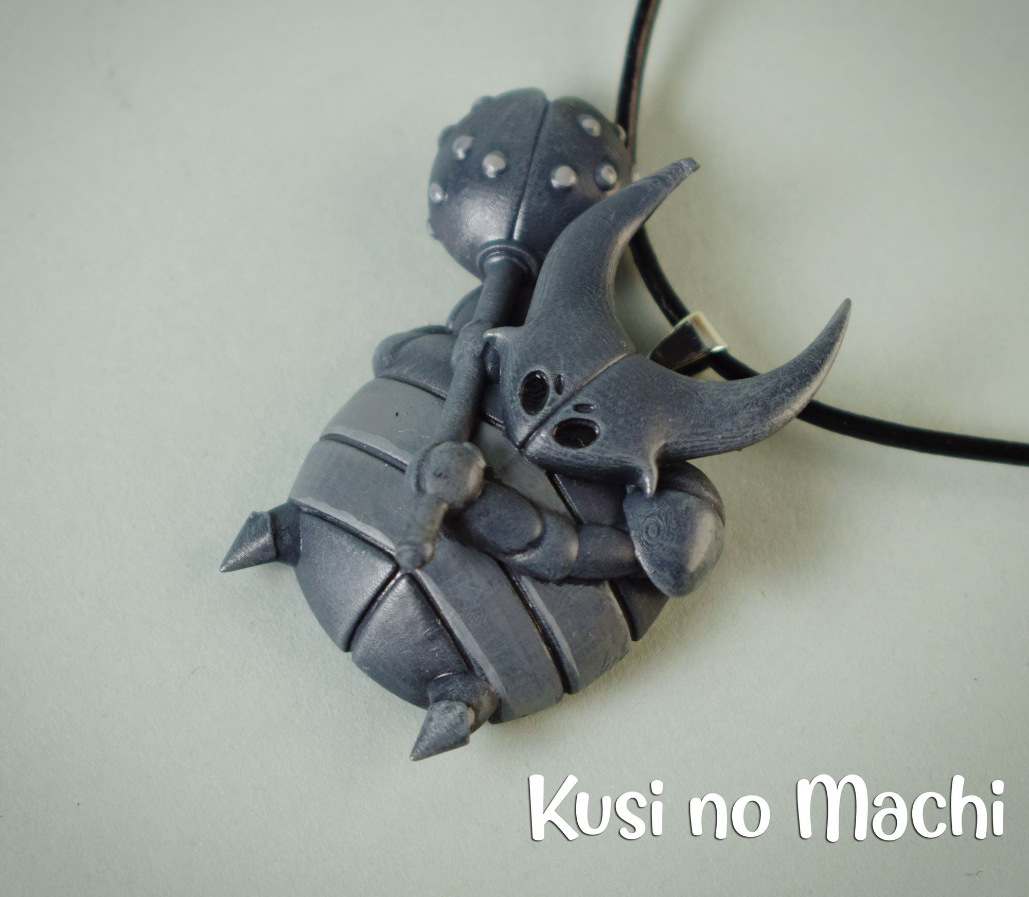 Pendentif Faux Chevalier Hollow Knight Etsy