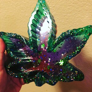 Custom dope ashtrays