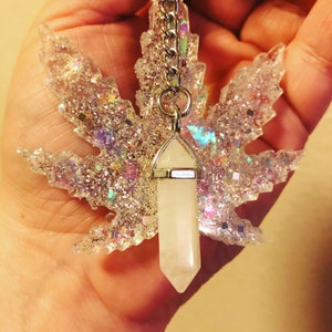 Dope keychain with genuine crystals