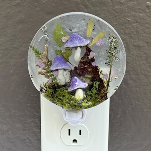 Mushrooms and Moss in Purple  - Handmade Woodland Nightlight with Clay Mushrooms & Real Forest Flora