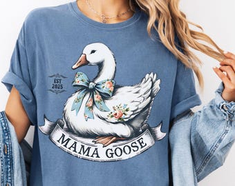 Comfort Colors Cute Mama Goose Graphic T-Shirt, Vintage Farm Animal Design, Gift for Mom, Cute Animal T-shirt, Unique Graphic Tee for Mom