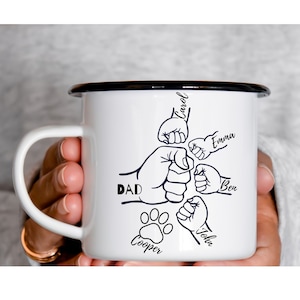 Personalisierte Papa Kaffeetasse, Papa Tasse mit Kindernamen, Vatertagsgeschenk von Kindern, Papa und Kinderhände Tasse, Papa Geschenk von Kindern, Papa Kaffeetasse