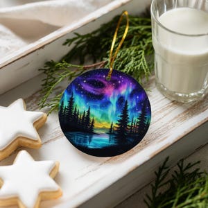 Northern Lights Ornament, Aurora Borealis Decor, Christmas Tree Hanging, Celestial Holiday Decoration, Scenic Winter Landscape