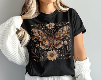 Comfort Colors Artistic Butterfly and Floral Design, Nature Inspired Graphic T-Shirt, Unique Butterfly Print Tee, Stylish Floral Art Top