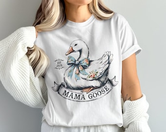 Comfort Colors Cute Mama Goose Graphic T-Shirt, Vintage Farm Animal Design, Gift for Mom, Cute Animal T-shirt, Unique Graphic Tee for Mom