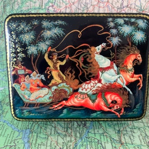 Russian Lacquer Russian Fairy Tales Signed Artist Decoupage Hand Made 4" #13