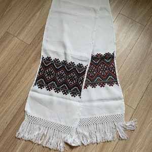 Vintage towel, embroidered towel, handmade embroidery, cross-stitch, Ukrainian embroidery, embroidered napkin, Ukrainian folk embroidery #17
