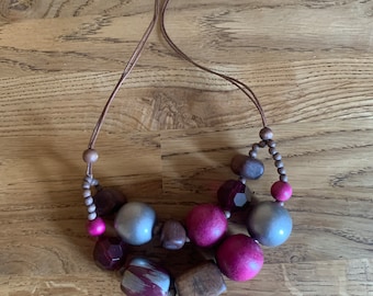 Wooden Beads Necklace Vintage Beautiful Wooden Beads in Different Types of Wood and Collors Decorated Necklace Women Man