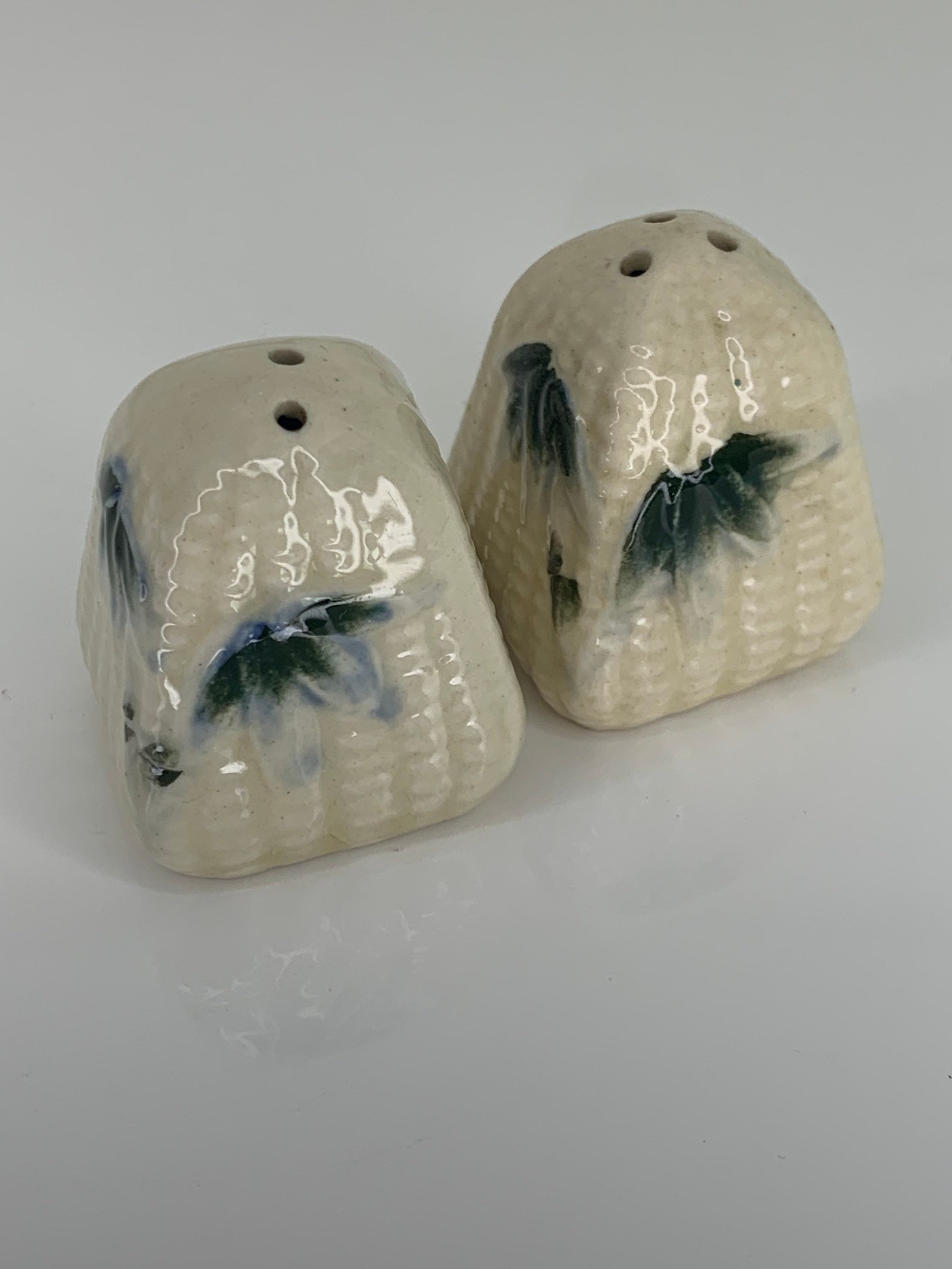 Vintage Japanese salt and pepper shaker set Etsy