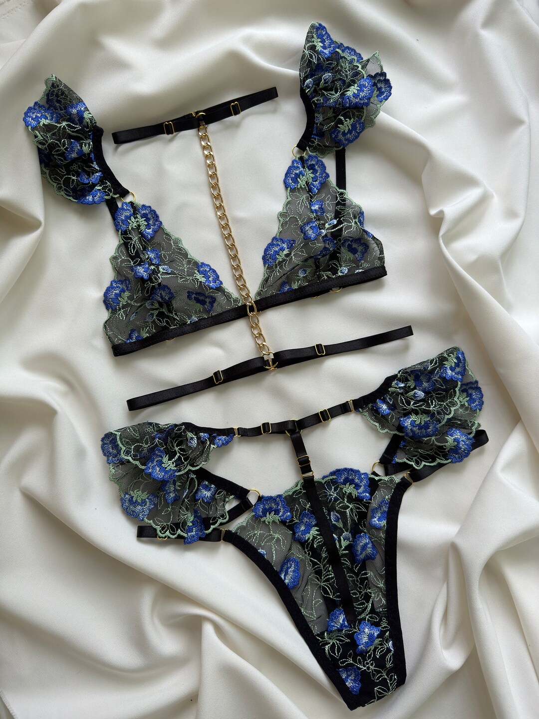 Fantasy Mesh Lingerie Set With Gold Chain Detail - ED