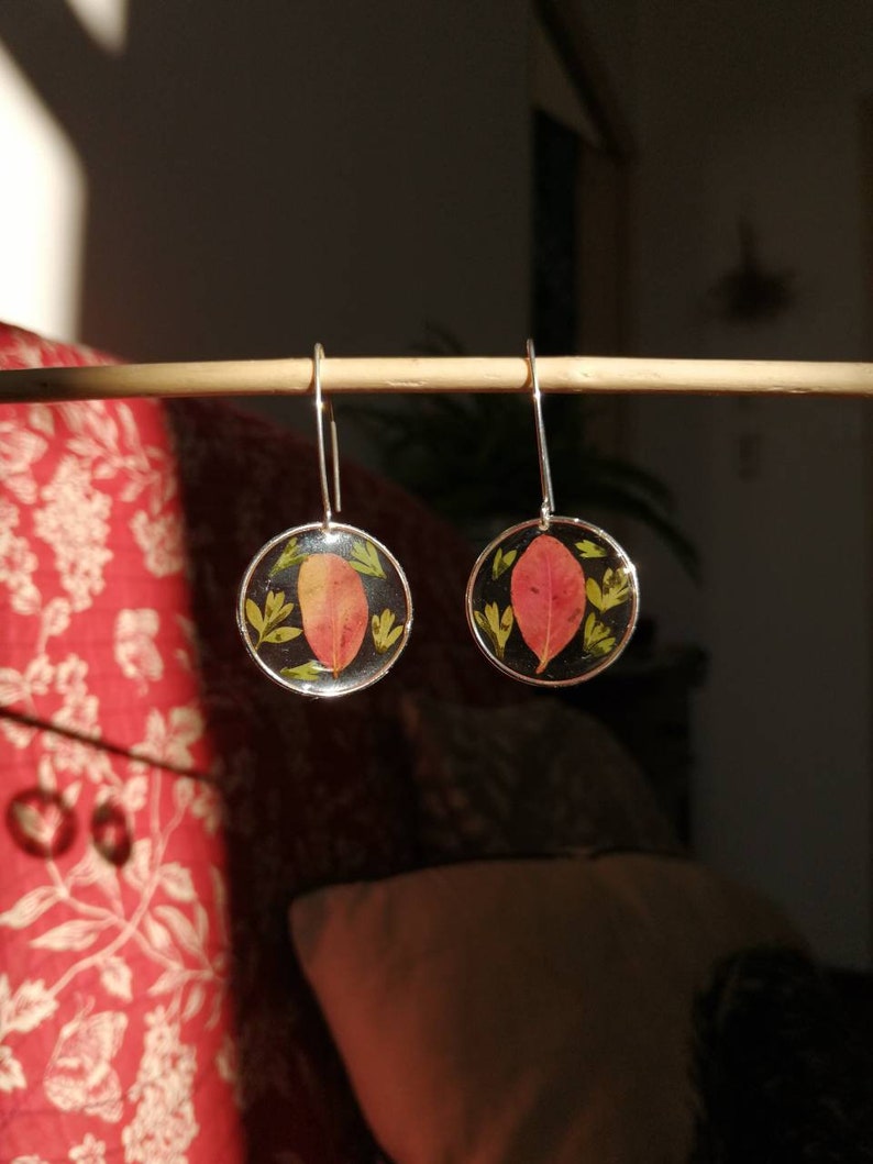 Resin earrings and dried flowers Leaves and ferns