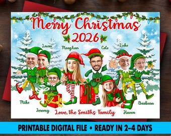 Divertida tarjeta de Navidad 2026 con miembros de la familia que parecen elfos.