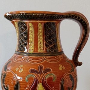 GK Gmundner Keramik Pottery Made in Austria 11&quot; Pitcher / Jug Tulip Design # 3082-2 Vintage