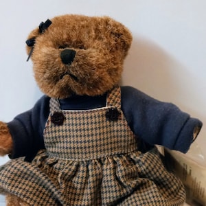 Daphne Russ Berrie Teddy Bear Limited Vintage Collection Plush 6.5&quot; tall