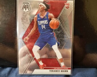 ¡Terance Mann! Tarjeta de novato de los Clippers Panini Mosaic 2019, ¡inmejorable! Actuaciones sensacionales en los playoffs de la NBA y futuro All-Star de la NBA.