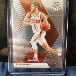 Devin Booker! Phoenix suns rookie 2017 nba all star 2020 en 2021. De heetste jonge speler van de nba. Panini-mozaïek