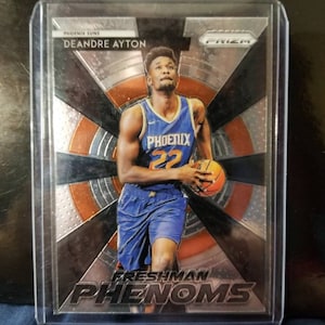 Deandre Ayton! Phoenix Suns is de nummer 1 van de meest opwindende jonge NBA-ster. Beginner van 2017 en toekomstige all star. Prijs eerstejaars fenomenen voor beginners