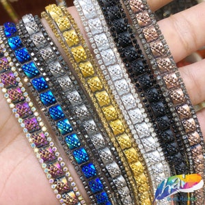 3/8&quot; Textured Resin Stone Iron on Trim with Rhinestone Border, Gel back Clustered Rhinestone Banding by the yard, IRT-114
