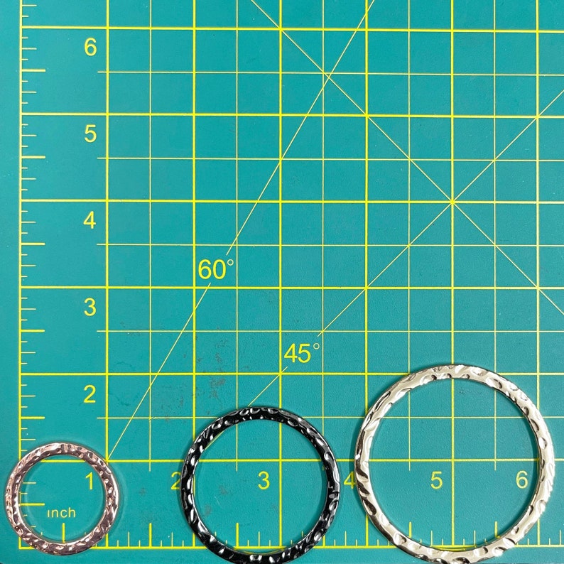 4 Pieces of Gold Metal Flat Carved Rings, Silver Metal O Rings, Rose ...